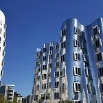 H2 Apartment *